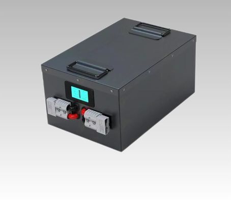 Хорошая цена Коммерческая 50Ah LiFePO4 2.56KWH 51.2V 48В литий-ионная батарея для гольф-коляски онлайн
